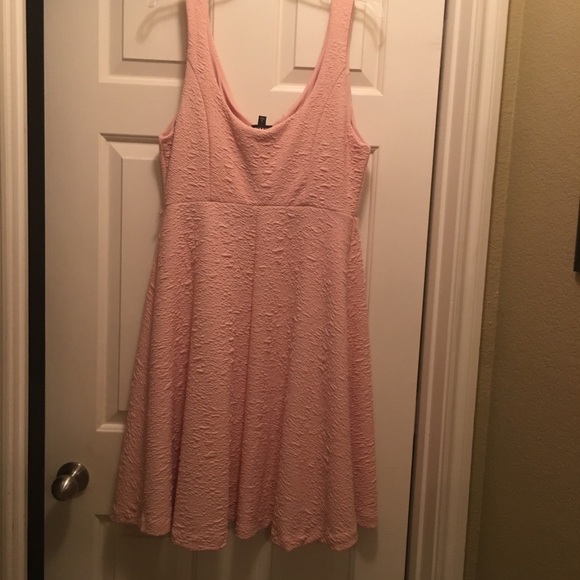 NWT Torrid V-neck Skater Dress - Picture 2 of 4